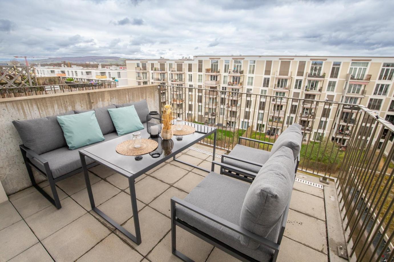Special Einstein I Apartment Basel, Messe Kleinbasel 10-Star Екстер'єр фото