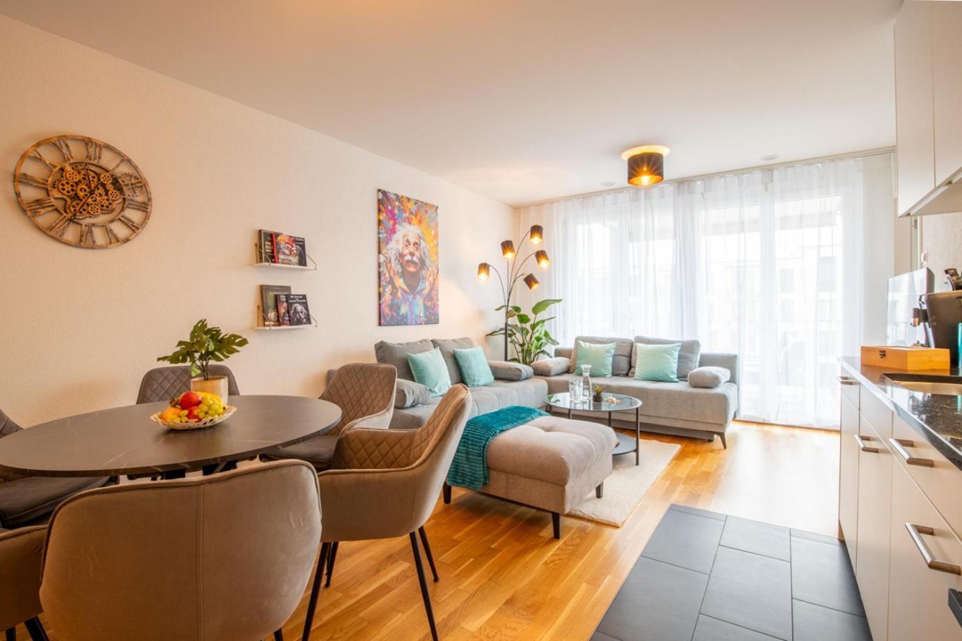 Special Einstein I Apartment Basel, Messe Kleinbasel 10-Star Екстер'єр фото